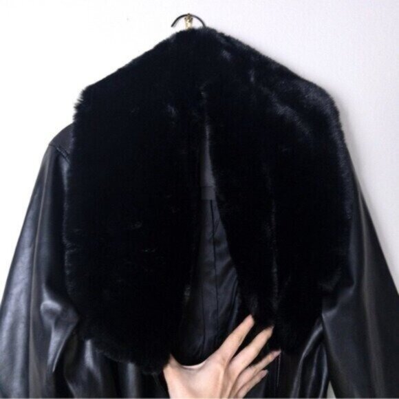 NWT BlankNYC In The Moment Faux Fur Vegan Leather Trench Coat XL Black Belted - Picture 11 of 15
